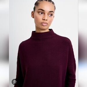 LOFT Ann Taylor Knit Funnel Neck Burgundy Sweater Size XS - Great Condition